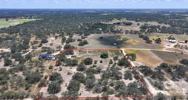 rental at 1830 Clear Lake in Poteet, TX — photo 4