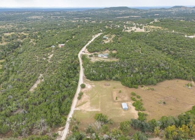 3-bedroom rental at 448 Red Rock Road in Blanco, TX — photo 2