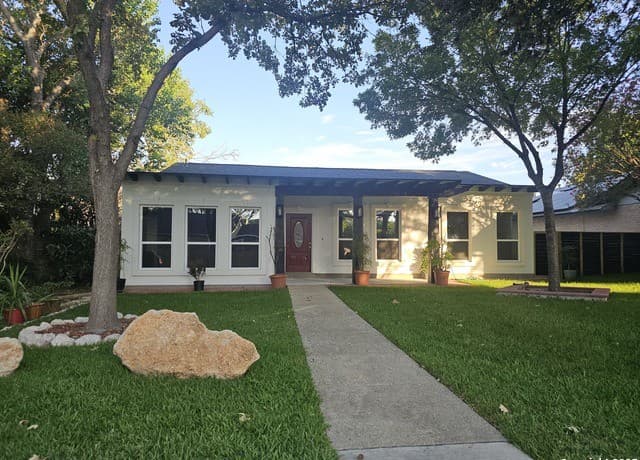 3-bedroom rental at 12611 Sandtrap in San Antonio, TX — photo 1