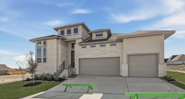 4-bedroom rental at 169 Highland Park in Castroville, TX — photo 2