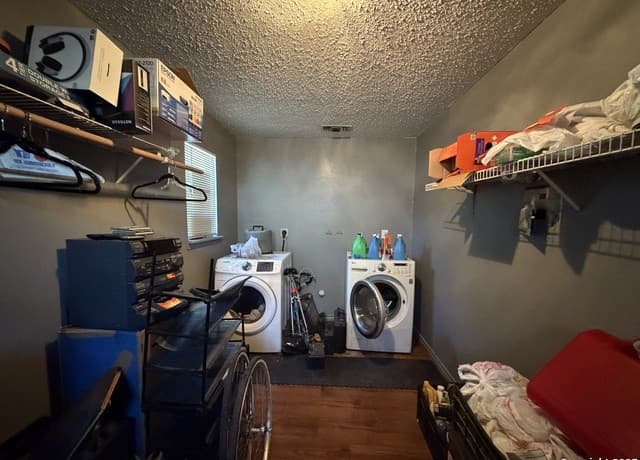 3-bedroom rental at 127 Arnaz in San Antonio, TX — photo 4