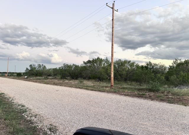 rental at 111 PR Frio Estates in Moore, TX — photo 2