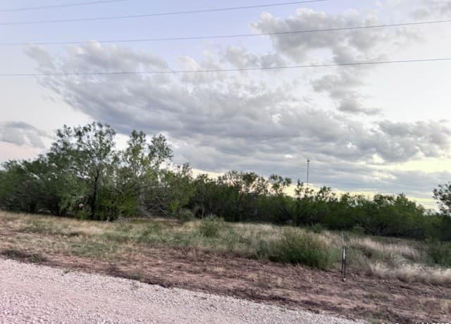 rental at 111 PR Frio Estates in Moore, TX — photo 4