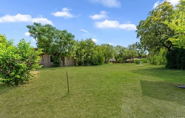 rental at 1816 Hays St in San Antonio, TX — photo 3