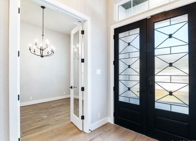 4-bedroom rental at 2129 Glendon Drive in San Antonio, TX — photo 3