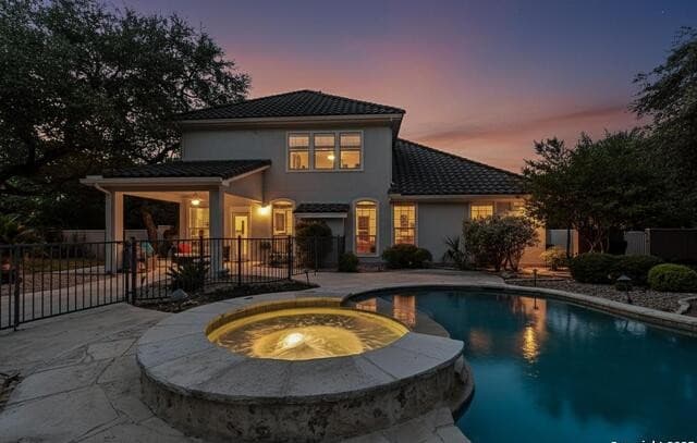 4-bedroom rental at 82 Three Lakes in San Antonio, TX — photo 4