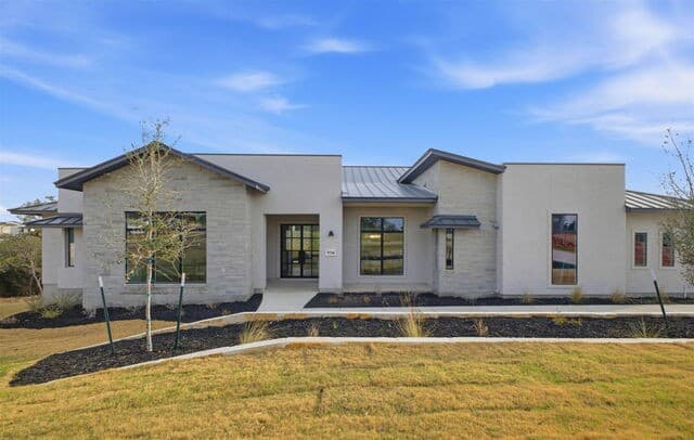 Home for sale at 9758 Lenox Hill in San Antonio, TX — photo 5