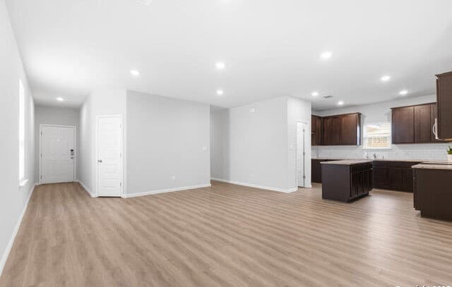 3-bedroom rental at 9938 Rancho Real in San Antonio, TX — photo 4