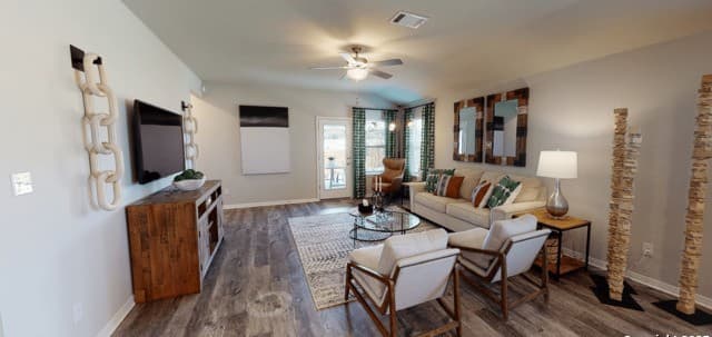 4-bedroom rental at 11586 Cottage Point in San Antonio, TX — photo 3