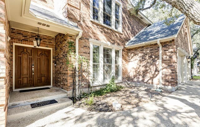 4-bedroom rental at 15607 Dawn Crest in San Antonio, TX — photo 2