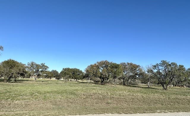 rental at 2920 Rustlers Trail in San Antonio, TX — photo 4