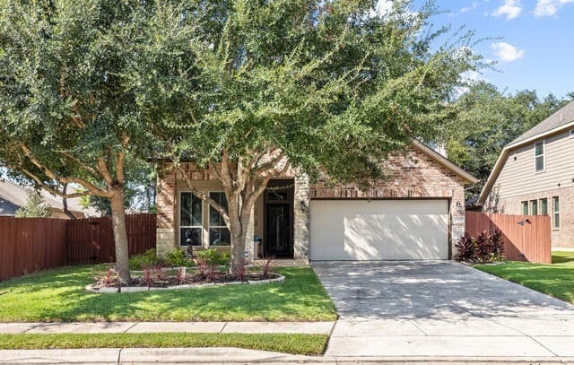 Home for sale at 10437 Shadowy Dusk in Schertz, TX — photo 2