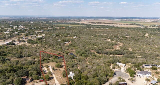 rental at 18615 Cr 5740 in Castroville, TX — photo 1