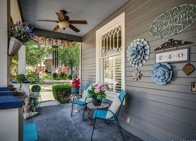 3-bedroom rental at 240 Post Avenue in San Antonio, TX — photo 3