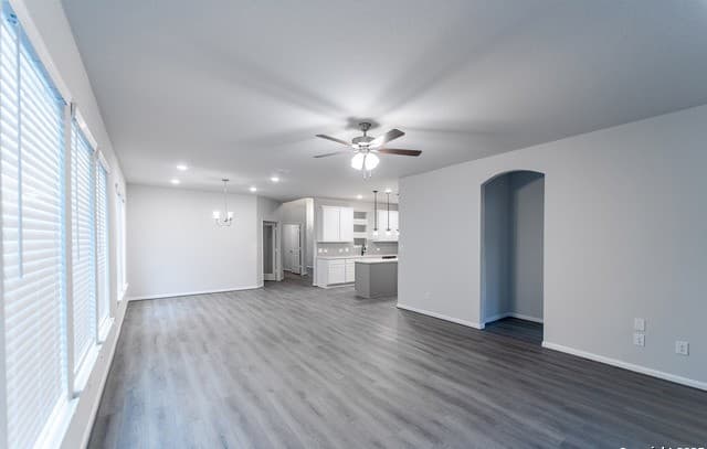 3-bedroom rental at 5901 Fannin Point in Schertz, TX — photo 4