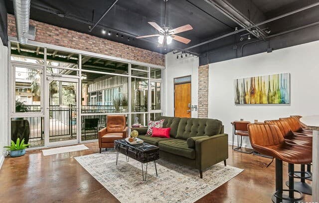 2-bedroom rental at 1339 S Flores Unit 106B in San Antonio, TX — photo 2