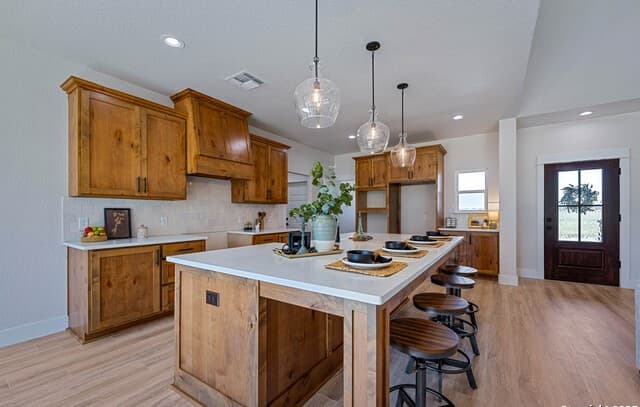 4-bedroom rental at 156 Firewheel Loop in Floresville, TX — photo 4