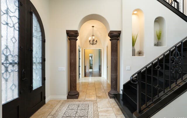 4-bedroom rental at 139 Palmilla Ct in San Antonio, TX — photo 5
