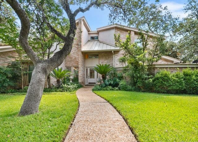 4-bedroom home for sale at 12511 Elm Country Lane in San Antonio TX