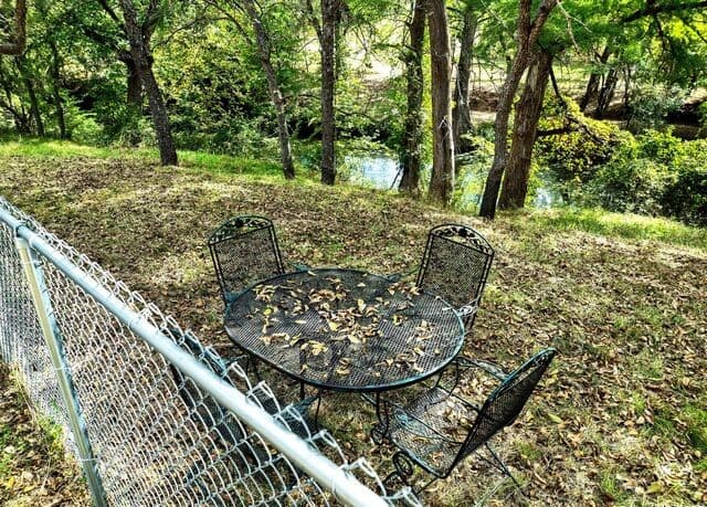 Home for sale at 914 Gentilz St in Castroville, TX — photo 2