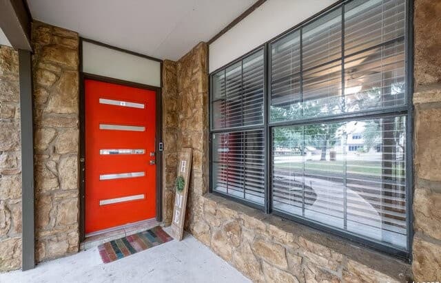 3-bedroom rental at 26042 Cypress Oaks in San Antonio, TX — photo 2