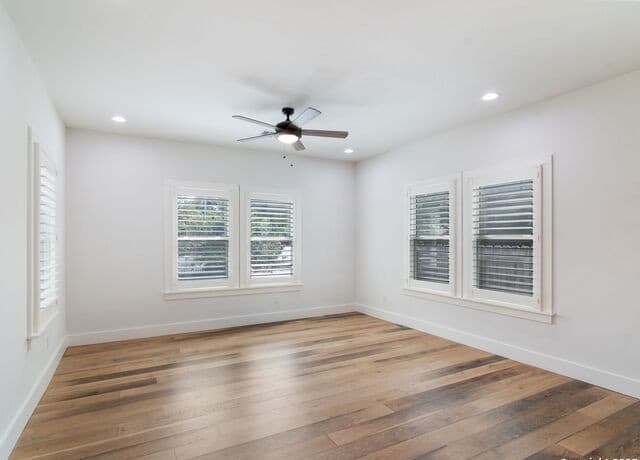 Home for sale at 737 E Magnolia Avenue in San Antonio, TX — photo 4