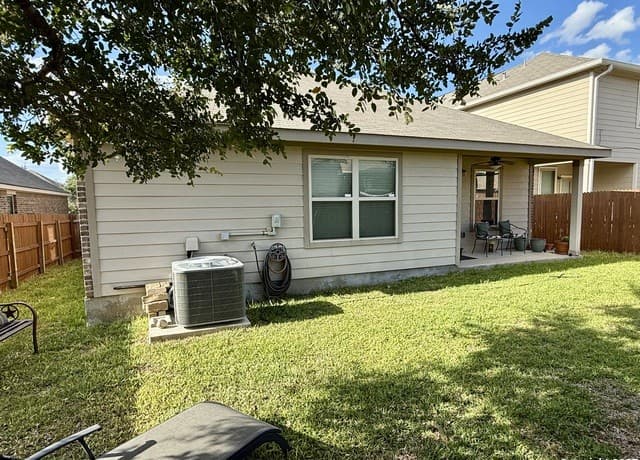 3-bedroom rental at 537 Saddlehorn in Cibolo, TX — photo 4