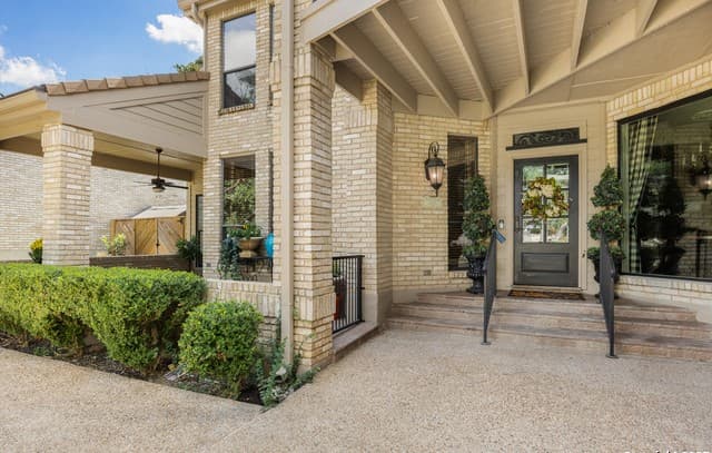 3-bedroom rental at 7822 Timber Top in Fair Oaks Ranch, TX — photo 3