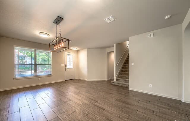 4-bedroom rental at 19215 Bartlett Bay in San Antonio, TX — photo 5