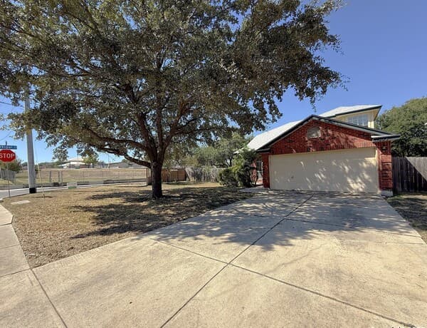 3-bedroom rental at 11303 Baltic Dr in San Antonio, TX — photo 1