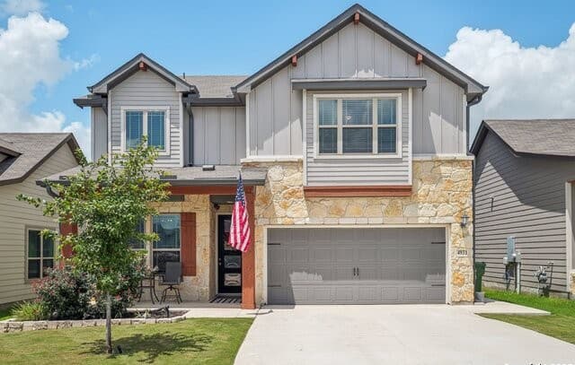 4-bedroom rental at 5407 Champs Elysees in Converse, TX — photo 2