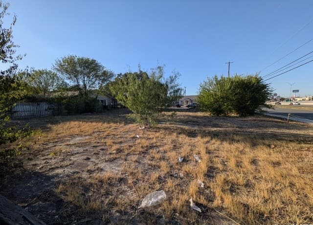 rental at 102 Moss Valley in San Antonio, TX — photo 5