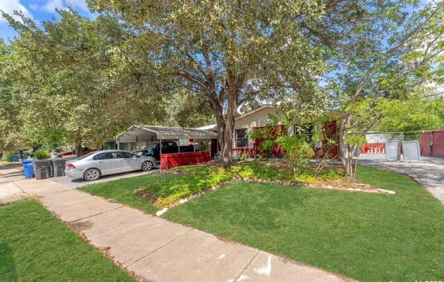 4-bedroom rental at 4219 Moana Dr in San Antonio, TX — photo 5