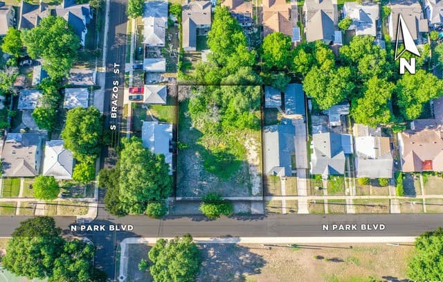 rental at 255 N Park Blvd in San Antonio, TX — photo 3