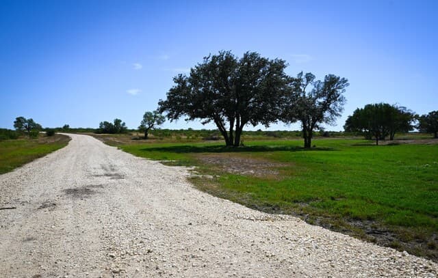 rental at LOT 24 County Road 2500 in Bigfoot, TX — photo 5
