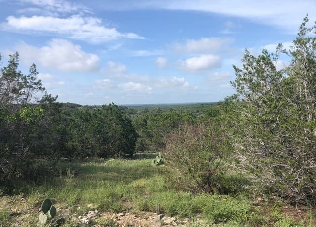 rental at LOT 83 County Road 243 in Hondo, TX — photo 1