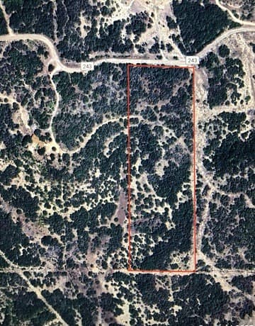 rental at LOT 83 County Road 243 in Hondo, TX — photo 2