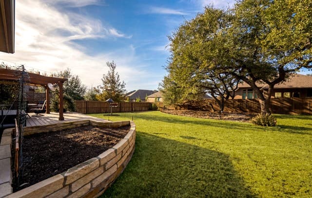 3-bedroom rental at 204 Paradise Point in Boerne, TX — photo 3
