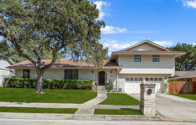 4-bedroom rental at 7707 Mary Carolyn St in San Antonio, TX — photo 1