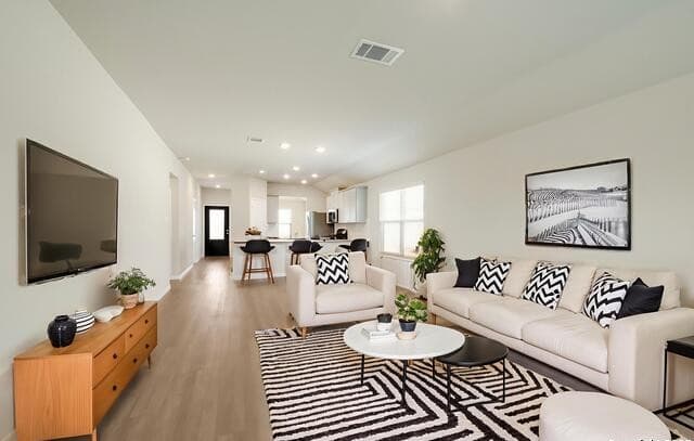 3-bedroom rental at 4309 Southton Bed in San Antonio, TX — photo 5