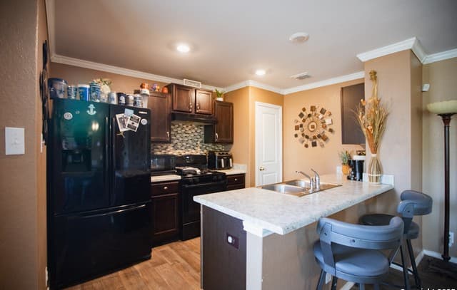 3-bedroom rental at 5535 Rosillo Chase in San Antonio, TX — photo 4