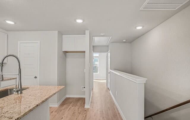 3-bedroom rental at 218 Bushnell in San Antonio, TX — photo 5
