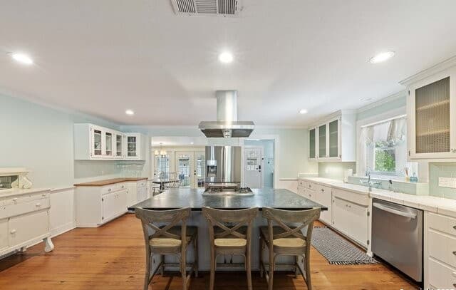 Home for sale at 105 E. Centre St in Fredericksburg, TX — photo 3
