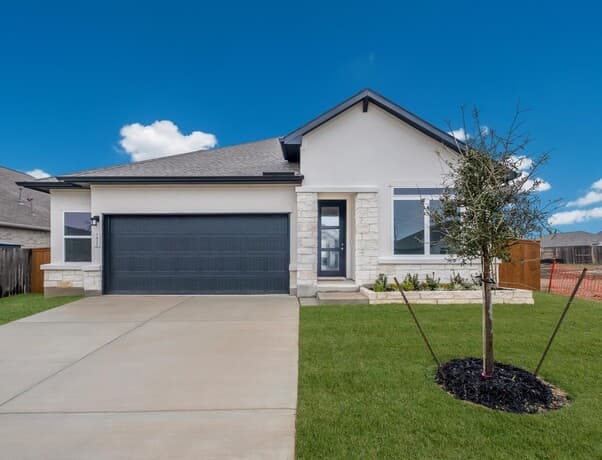 4-bedroom rental at 425 Foxtail Valley in Cibolo, TX — photo 1