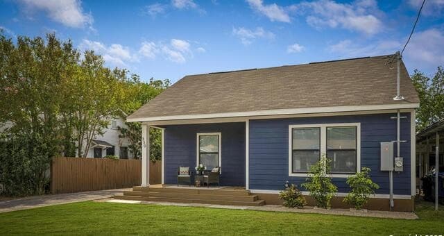 4-bedroom rental at 330 Walton Ave in San Antonio, TX — photo 3