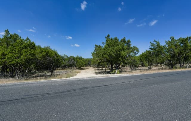 rental at 26530 Fawn Mountain in Boerne, TX — photo 3