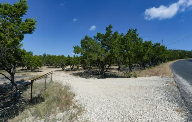 rental at 26530 Fawn Mountain in Boerne, TX — photo 4