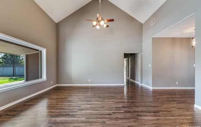 4-bedroom rental at 11103 Jarratt in Atascosa, TX — photo 3