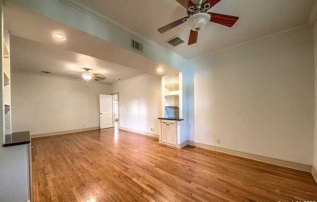 2-bedroom rental at 607 Blakeley Dr in San Antonio, TX — photo 4