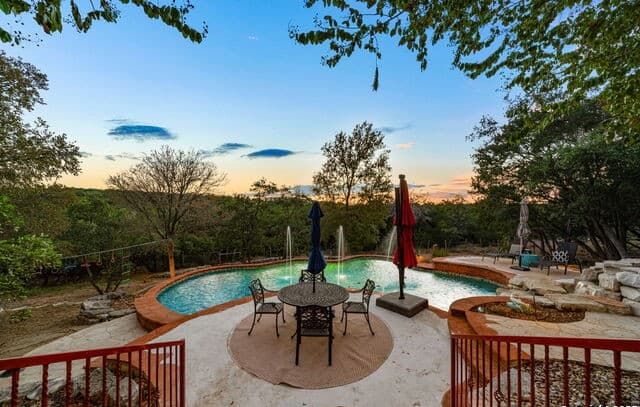 4-bedroom home for sale at 23 Nopalito in San Antonio TX